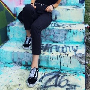 Brandy Melville Tilden pants